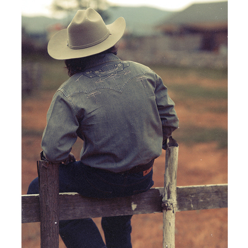 Chemise western américaine rétro en jean délavé brodé à manches longues