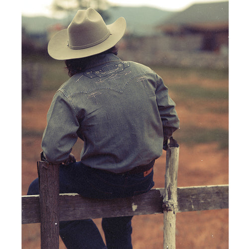 Chemise western américaine rétro en jean délavé brodé à manches longues