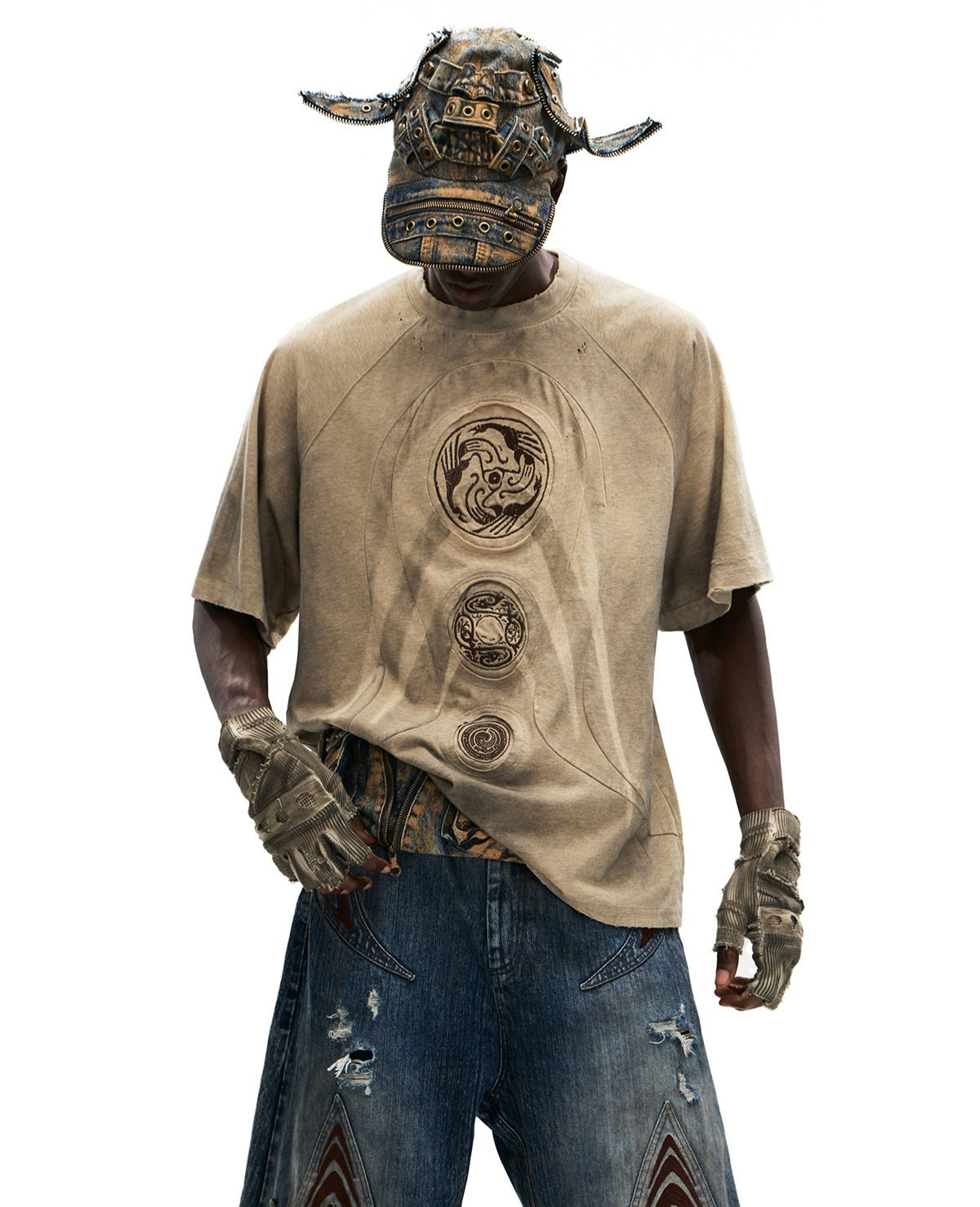 Casual Embroidered Earth-Tone T-Shirt