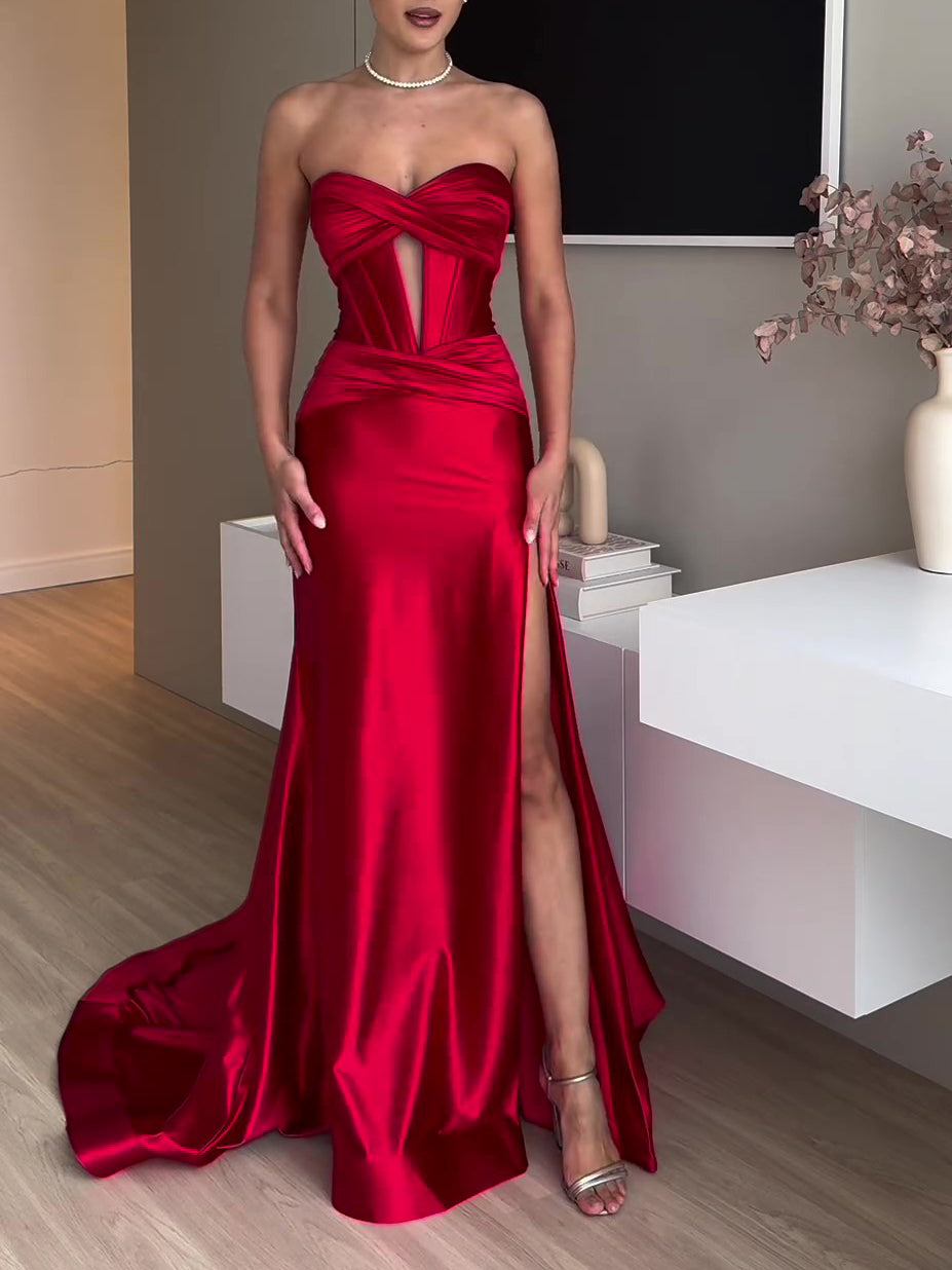 Robe de soirée rouge fendue
