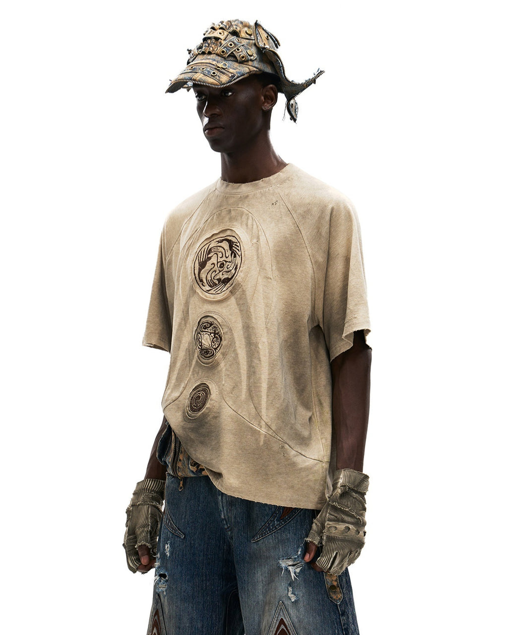 Casual Embroidered Earth-Tone T-Shirt